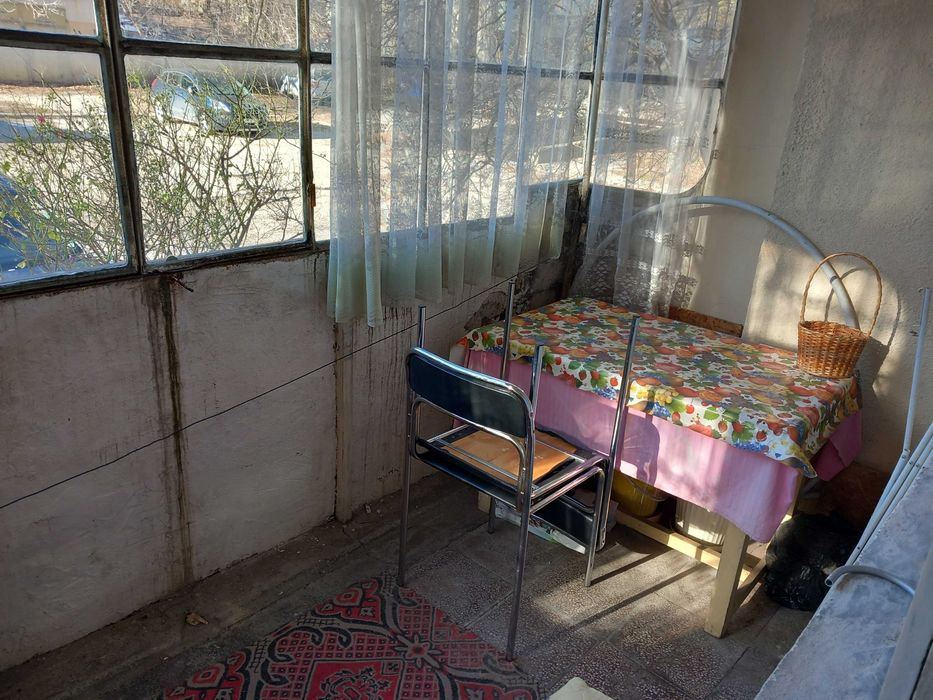 Продава се Двустаен апартамент в Шумен, Басейна - 66 кв.м за 1159 €/кв.м - Снимка #1