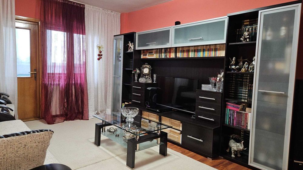 Proprietar vand ap.3 cam decomandat, 2 bai 82 mp, CT, Boxa, Vlad Tepes