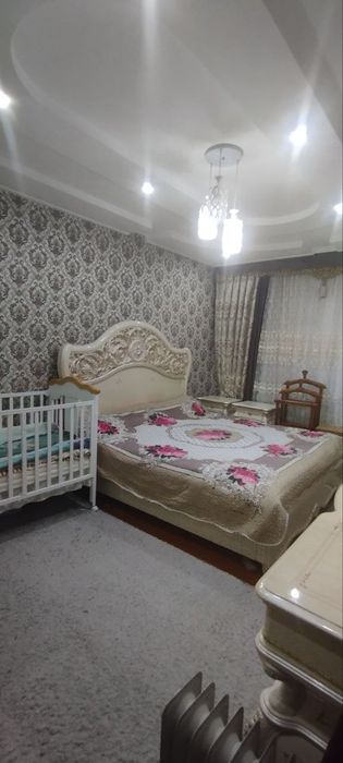 Yunsobod 15kv 3⁴/3/4  Srochna sotiladi