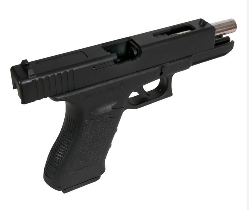 Пистолет железный