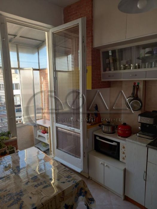 Продава се Тристаен апартамент в София, Младост 1 - 88 кв.м за 2250 €/кв.м - Снимка #11