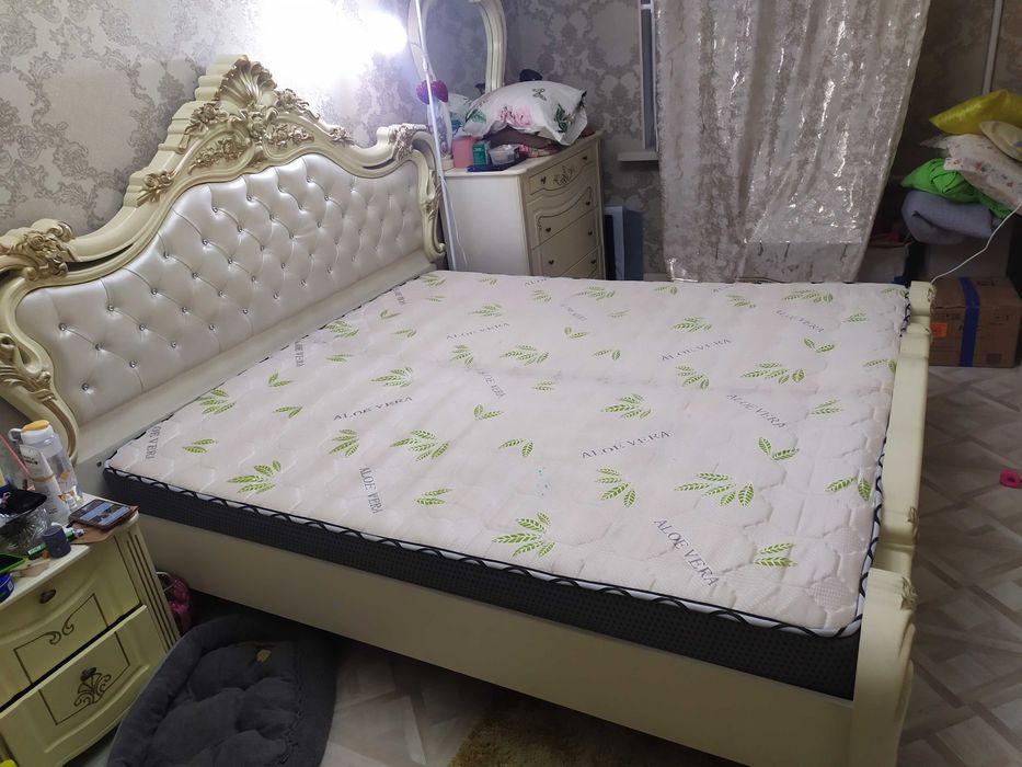 Кровать двухспальная