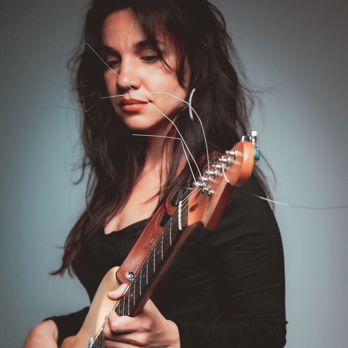 Уроци по китара Ева Вергилова