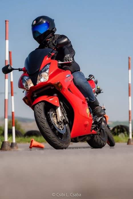 Honda VFR800 RC46