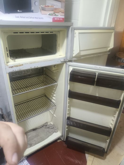Продаю холодильник Берёза