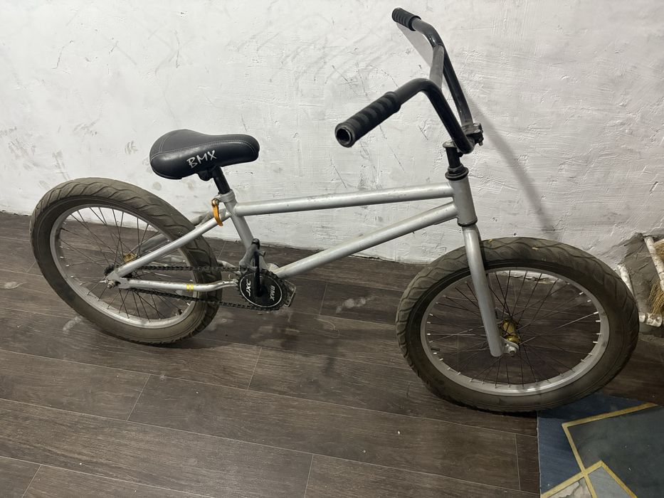 Продам велосипед bmx 45500, в хорошем состоянии