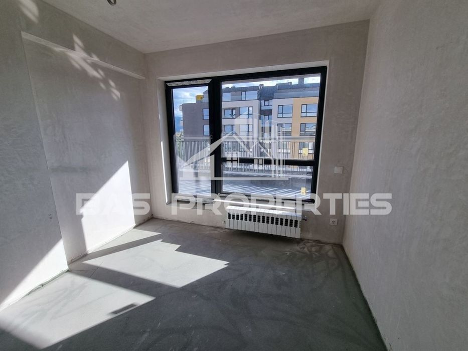 Продава се Тристаен апартамент в София, Люлин 6 - 125 кв.м за 2114 €/кв.м - Снимка #3