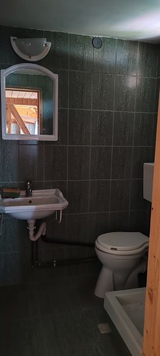 Casă de vânzare în Comuna Bezdead, Jud. Dâmbovița, Pucioasa