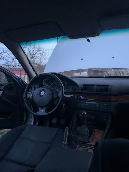 Vând bmw e39 2.5TDS impecabil