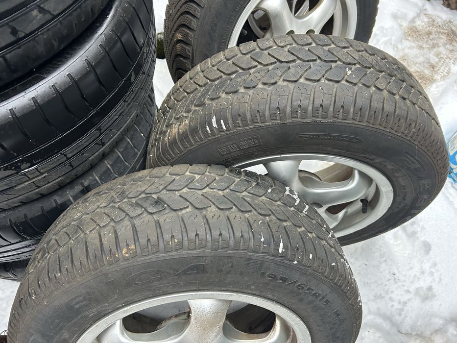 Vand 4 roti pe 15” de iarna  5x112 VW GOLF 5 ,6 . 195/65/15