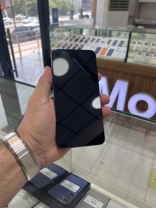 Продается (Nasiya-Вариант-Рассрочка) Galaxy S22 Plus в отличном сост