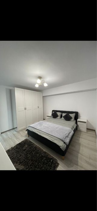 Inchiriez apartament decomandat 2 camere