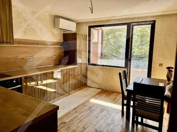 Продава се Къща в Приморско - 300 кв.м за 1384 €/кв.м - Снимка #8