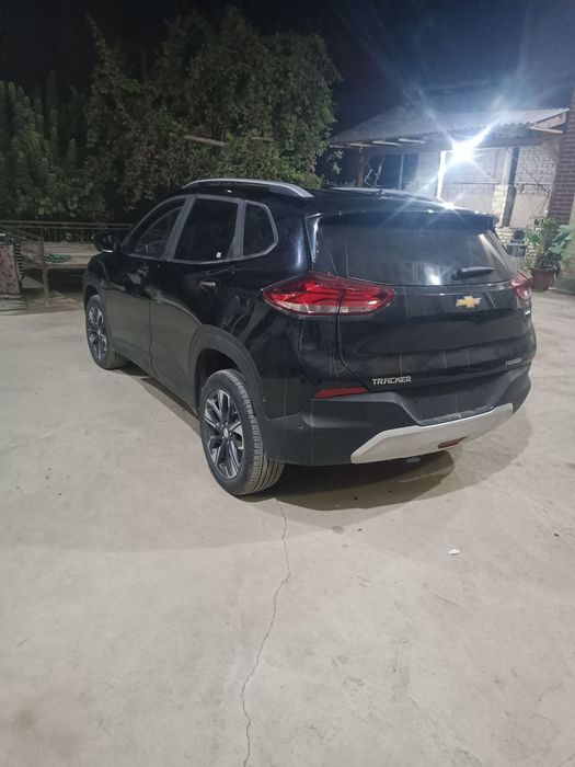 Trekker 2 radnoy oblisofka  va orqa yupka oldi qilich komplekt sotilad