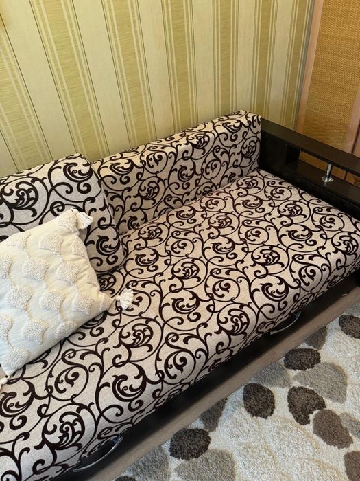 Продам диван состояние идеальное