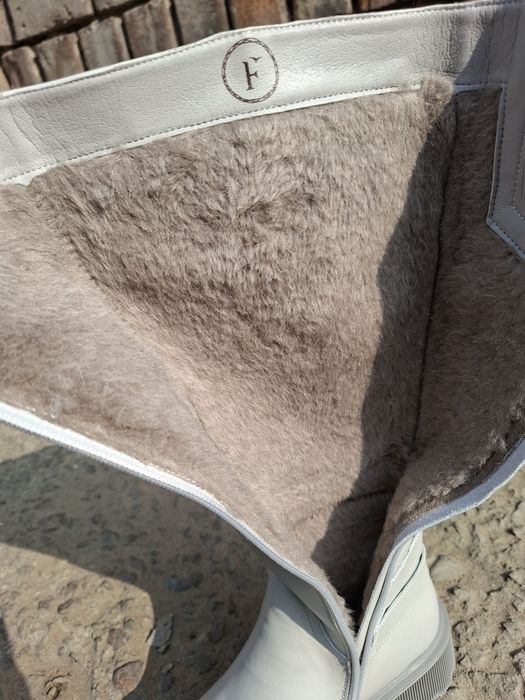 Оригинальные женские сапоги