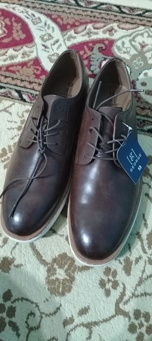 47 размер обув сотилади