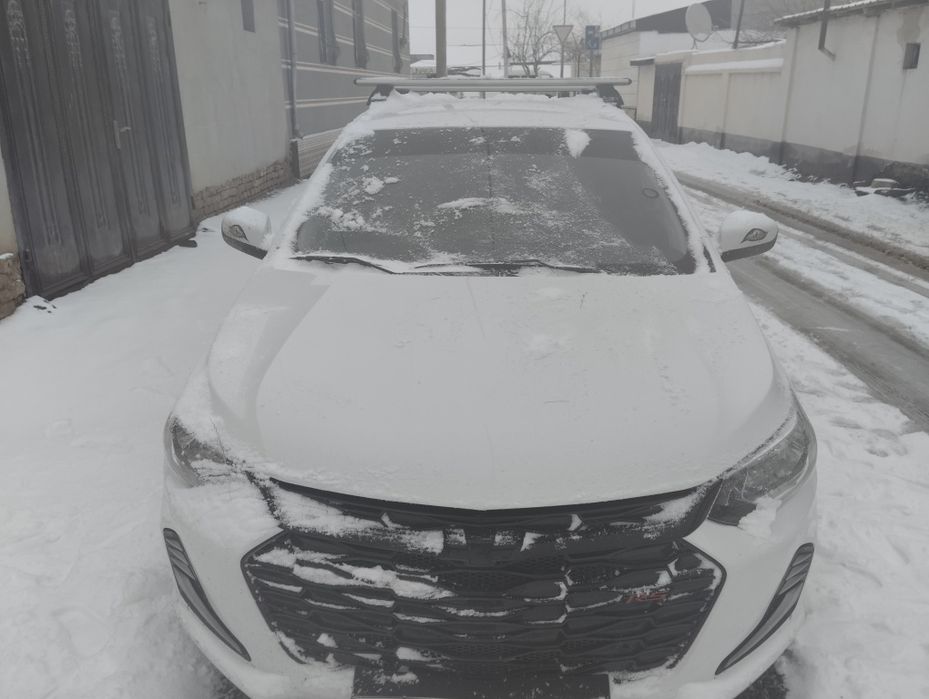 onix сотилади холати яхши 20100 юргани