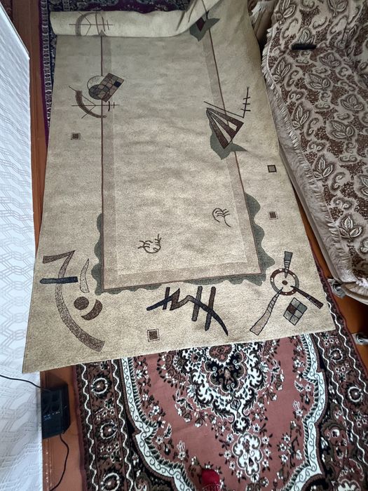 Продам ковер 6х1,5