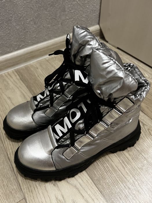 Продаю зимние ботинки