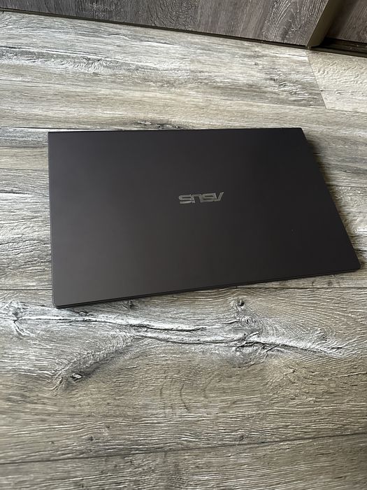 ASUS X509F – i7 / 20GB RAM / SSD 512GB / MX250 2GB