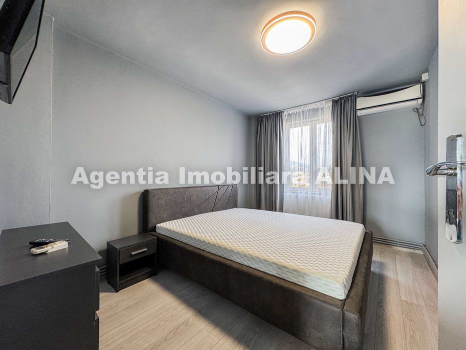 Apartament LA CHEIE, cu 4 camere in Deva, zona Balcescu, 80 mp.