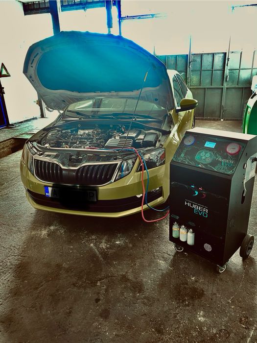 Мобилна станция за автоклиматици