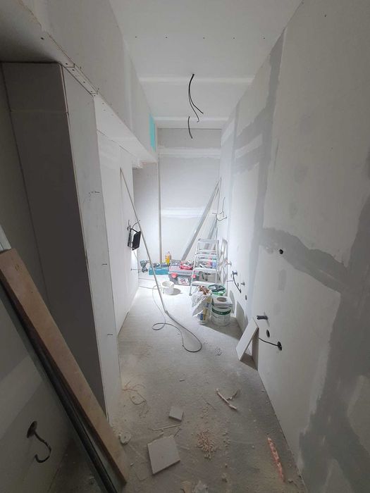 Замаска , ВиК , Изолация , Фипсокартон , Шпакловка . Боя