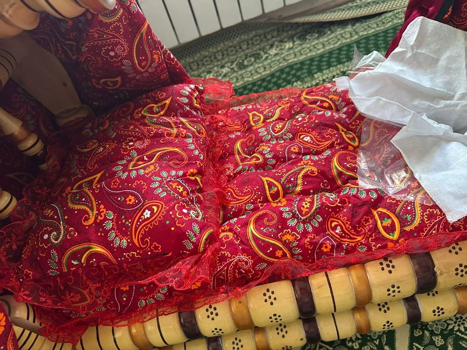 Продам Бесик/Бешик