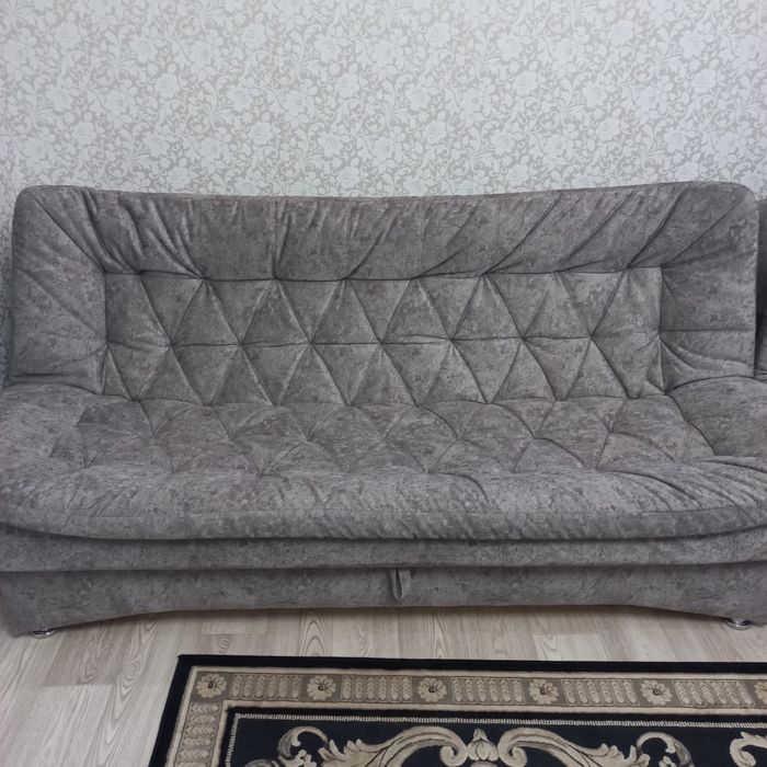 Продам комплект Диван и Кресло