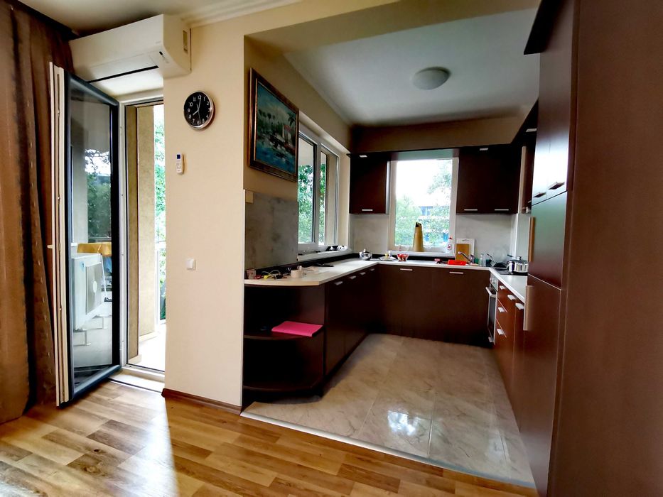 Дава се под наем Тристаен апартамент в к.к. Слънчев бряг - 80 кв.м за 178.5 € - Снимка #17