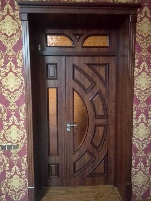 Yogoch eshiklar 5 ta bor