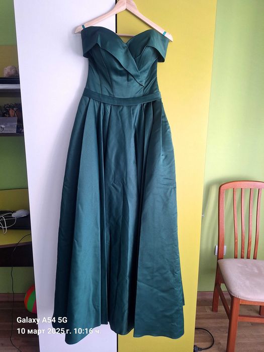Бална дамска рокля -зелена ,размер 44.