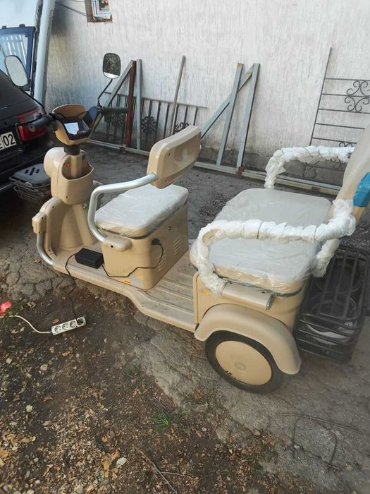 Продам электро скутер семейный