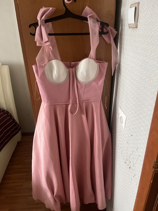 Платье шикарное как у принцессы