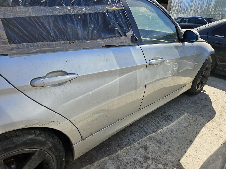 Usa dreapta spate bmw e90