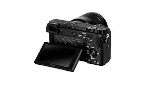 Sony Alfa 6300  kamerasi sotiladi