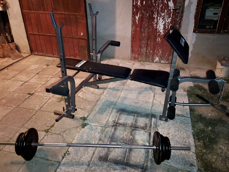 Лежанка с лост и тежести