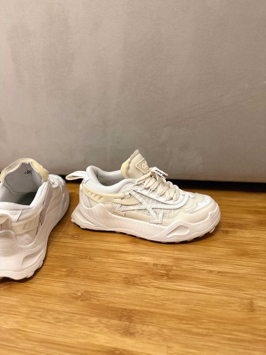 off white odsy 1000