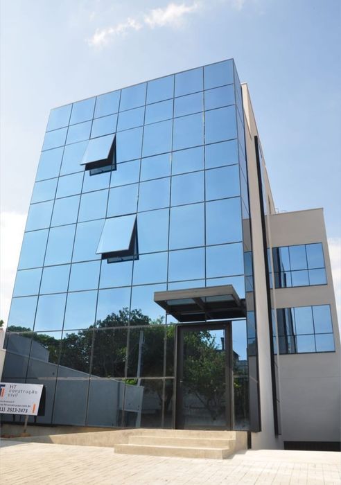 Остекление любой сложности. Пластиковые окна, двери, витражи