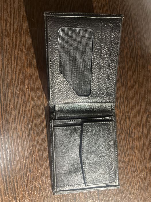 Продам мужской кошелек