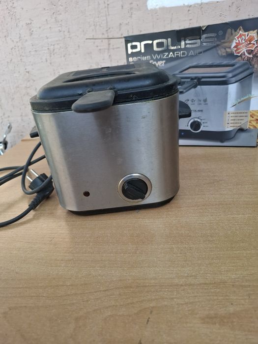 Продам фрютирницу