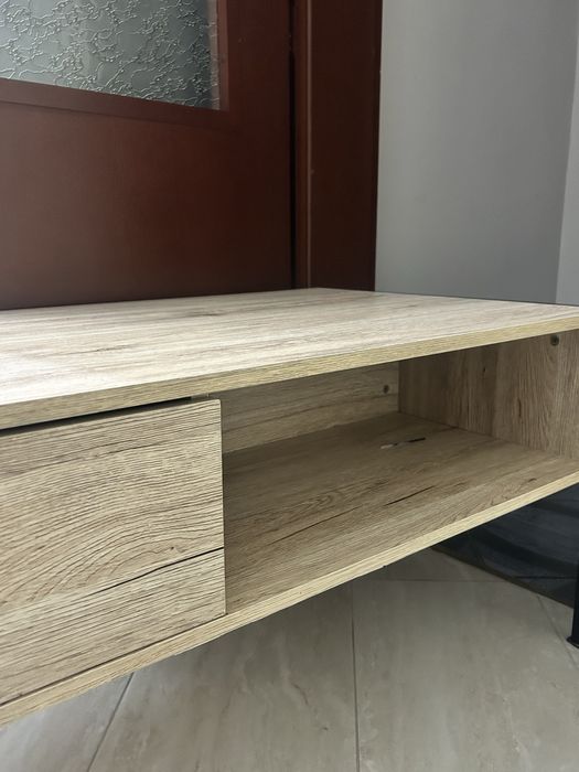 Холна маса с чекмедже