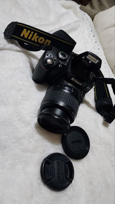 Nikon d40 ishlamagan yangi