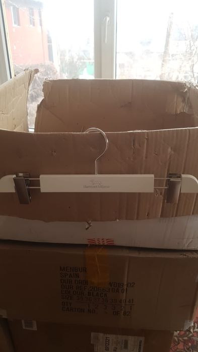 Продам вешалки