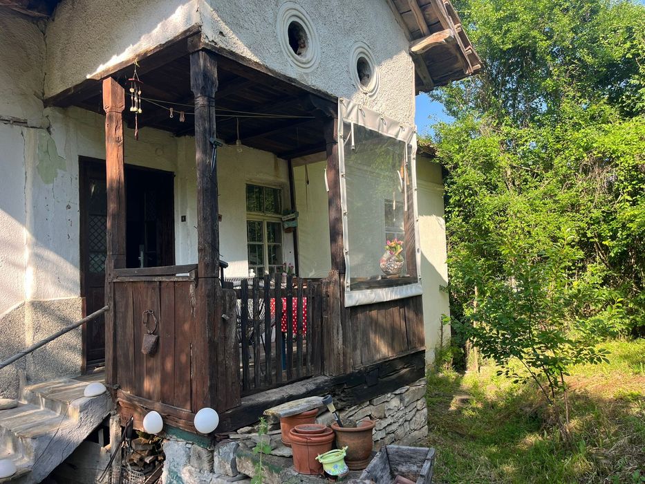 с. Голям Извор Къща