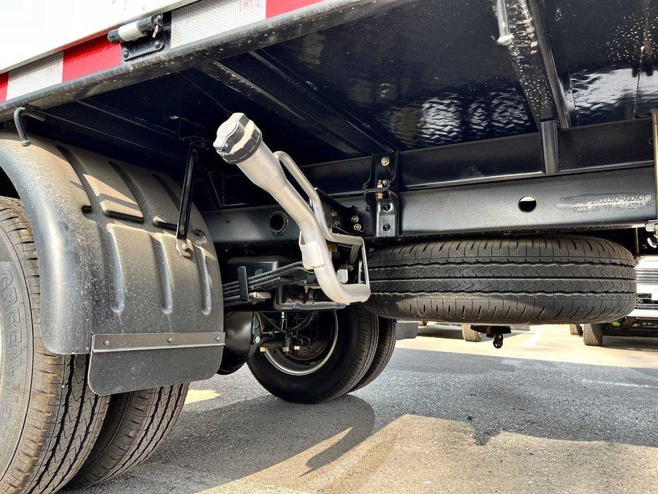 Грузовик Dongfeng