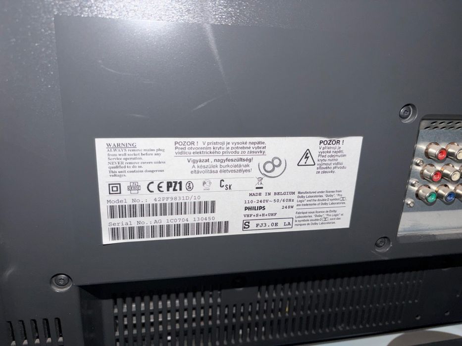 Продаю телевизор Philips Cineos