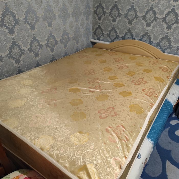 Матрас 150/200 размер, б/у