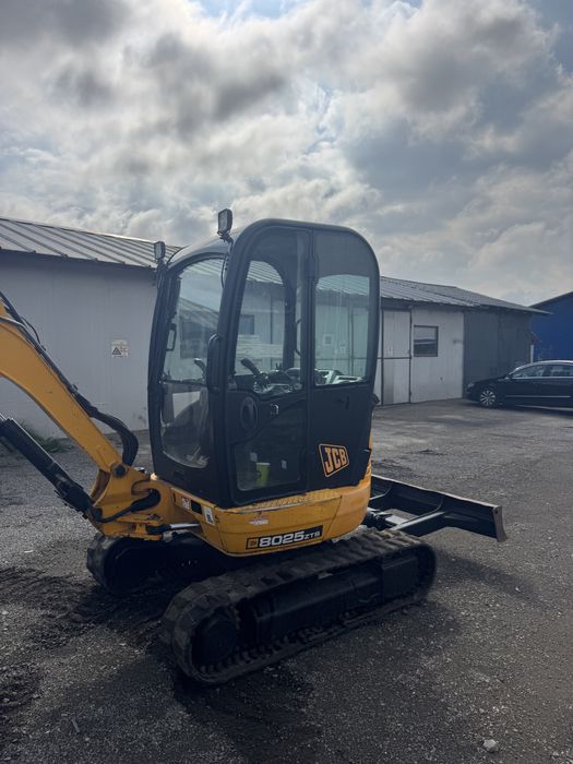 Vand miniexcavator JCB 8025